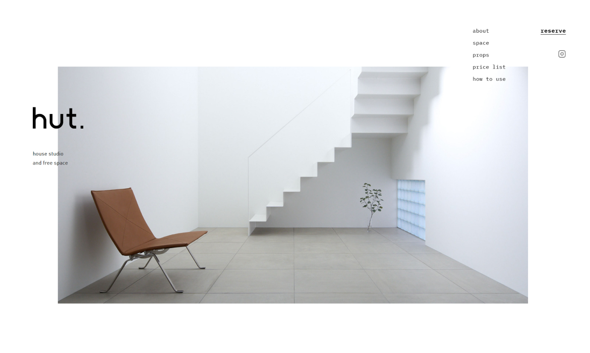 hut. | house studio and free space